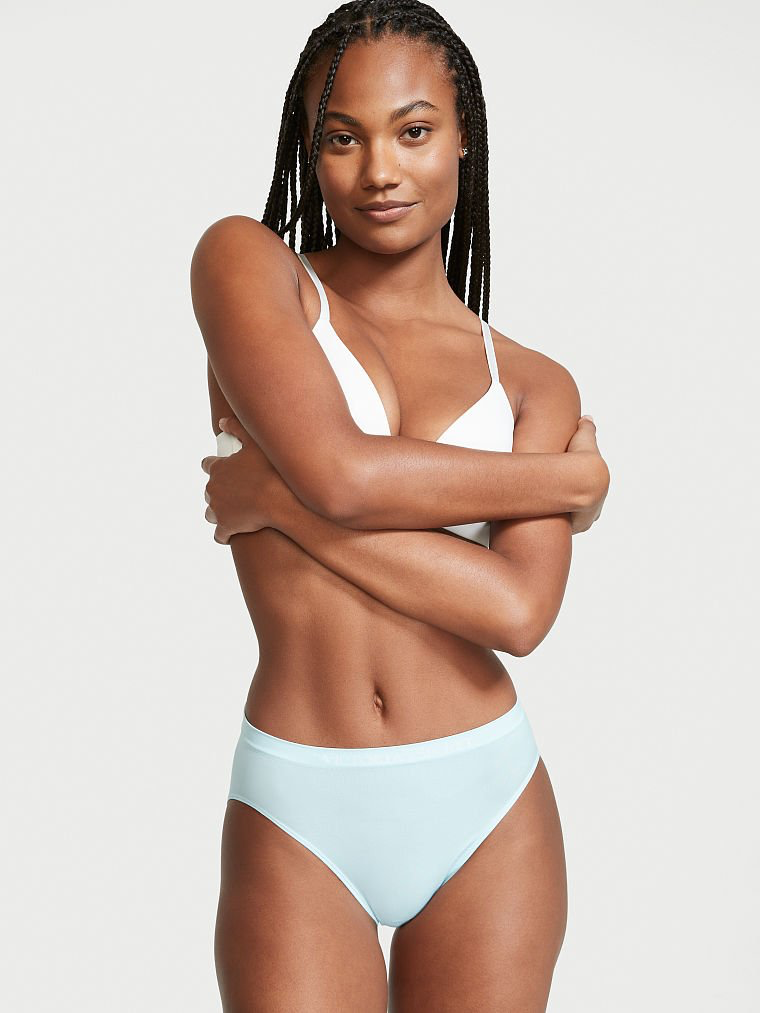 Ange-Marie Moutambou featured in  the Victoria\'s Secret catalogue for Spring/Summer 2022