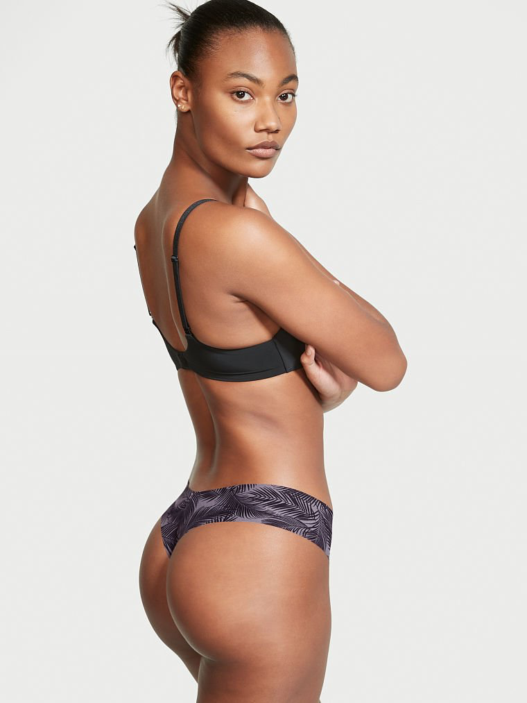 Ange-Marie Moutambou featured in  the Victoria\'s Secret catalogue for Spring/Summer 2022