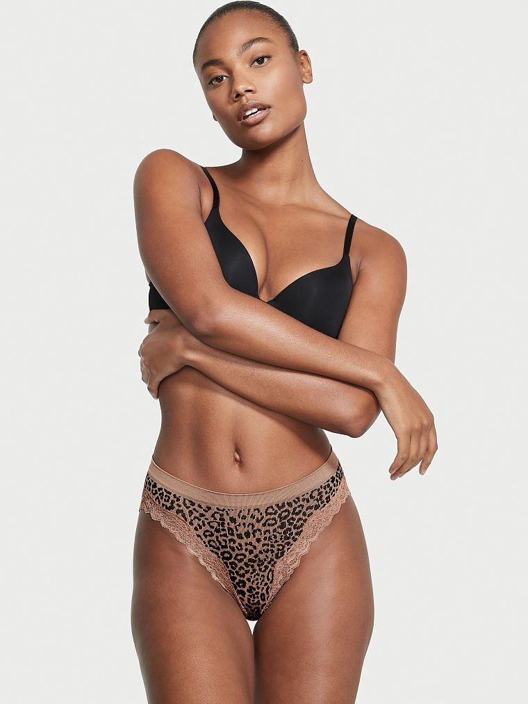 Ange-Marie Moutambou featured in  the Victoria\'s Secret catalogue for Spring/Summer 2022