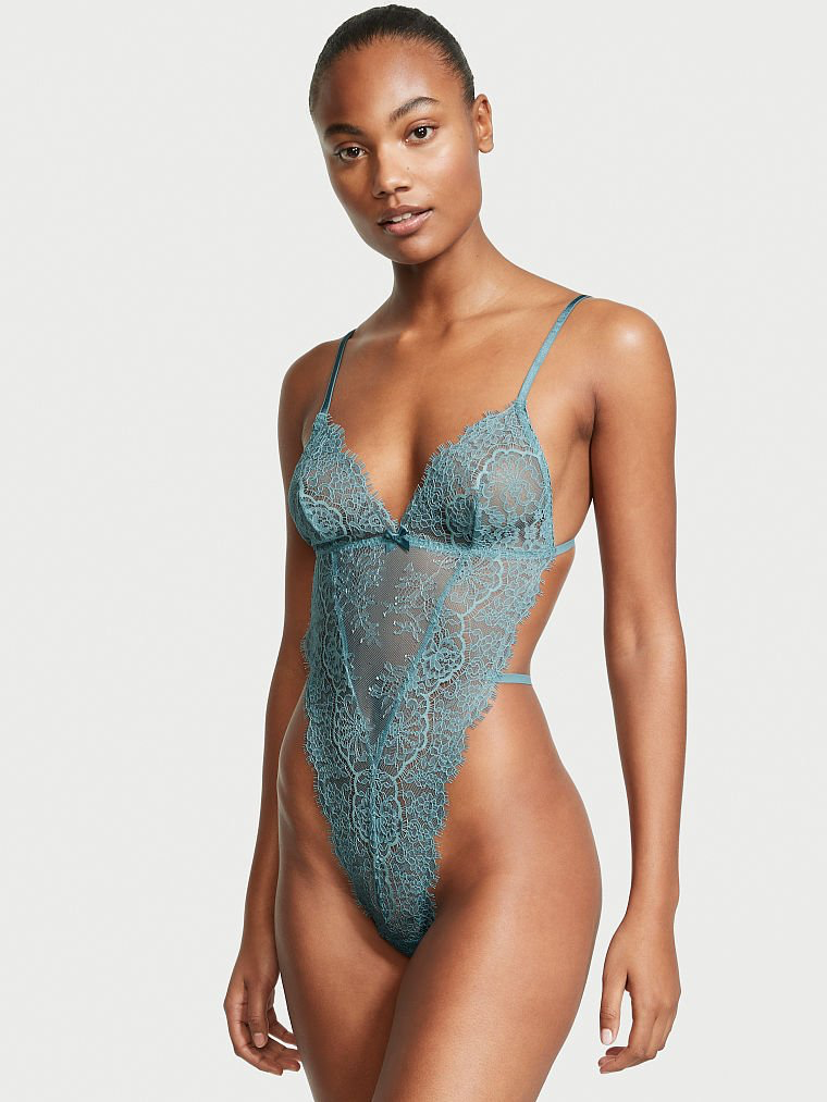 Ange-Marie Moutambou featured in  the Victoria\'s Secret catalogue for Spring/Summer 2022