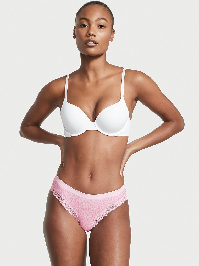 Ange-Marie Moutambou featured in  the Victoria\'s Secret catalogue for Spring/Summer 2022