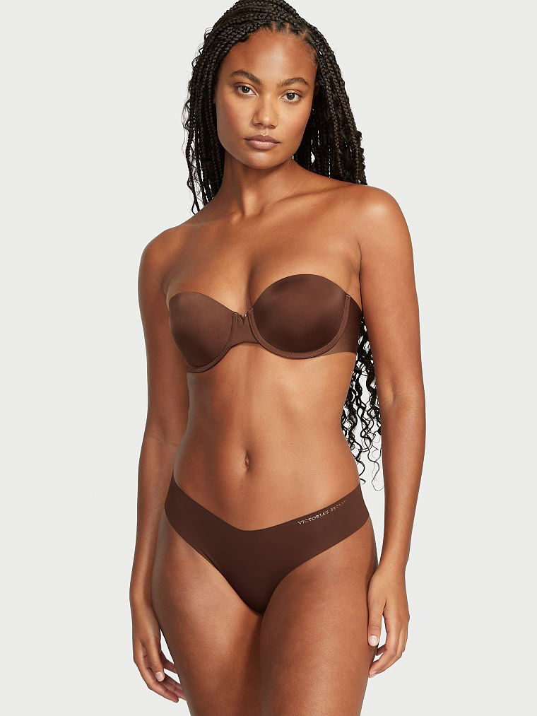 Ange-Marie Moutambou featured in  the Victoria\'s Secret catalogue for Spring/Summer 2022