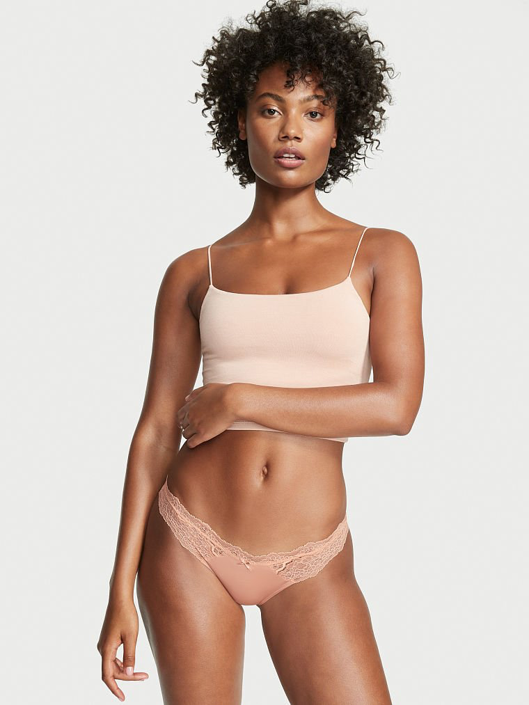 Ange-Marie Moutambou featured in  the Victoria\'s Secret catalogue for Spring/Summer 2022