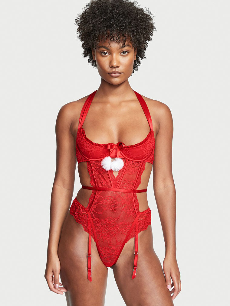 Ange-Marie Moutambou featured in  the Victoria\'s Secret catalogue for Autumn/Winter 2022