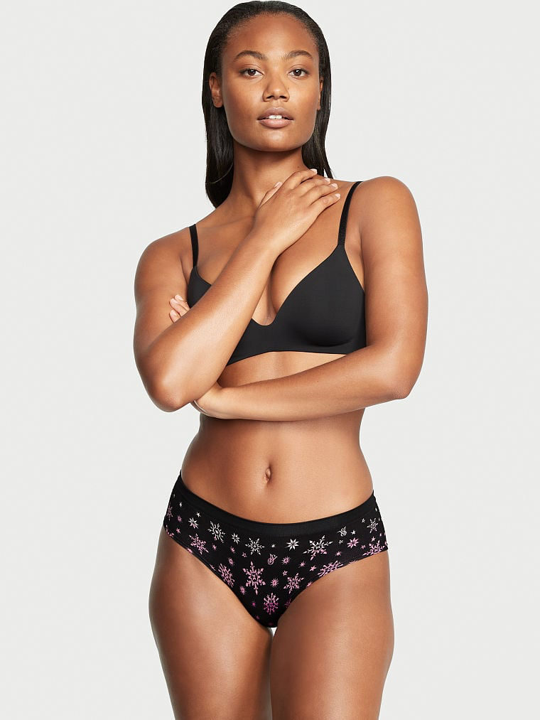 Ange-Marie Moutambou featured in  the Victoria\'s Secret catalogue for Autumn/Winter 2022