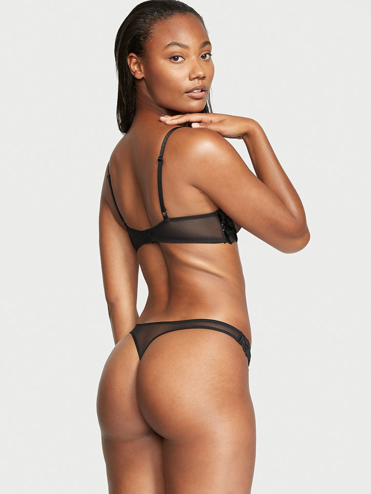 Ange-Marie Moutambou featured in  the Victoria\'s Secret catalogue for Autumn/Winter 2022