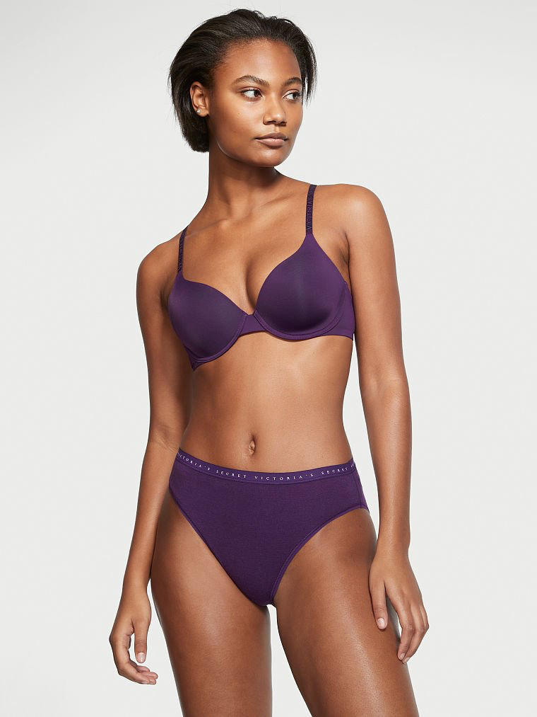 Ange-Marie Moutambou featured in  the Victoria\'s Secret catalogue for Autumn/Winter 2022