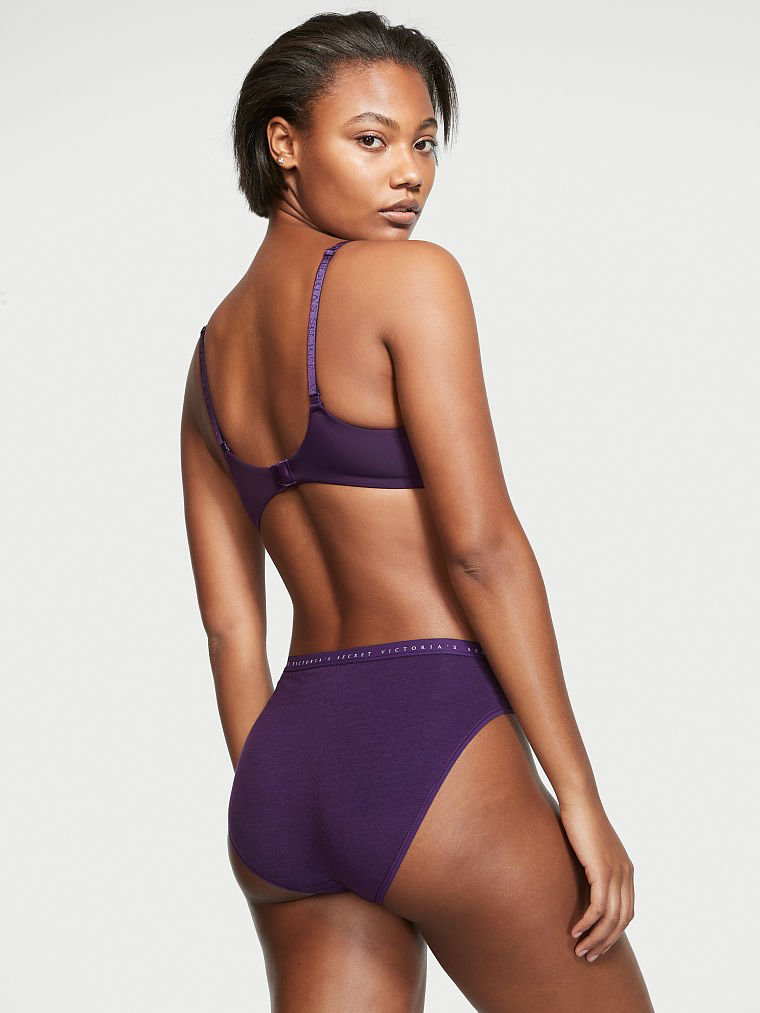 Ange-Marie Moutambou featured in  the Victoria\'s Secret catalogue for Autumn/Winter 2022