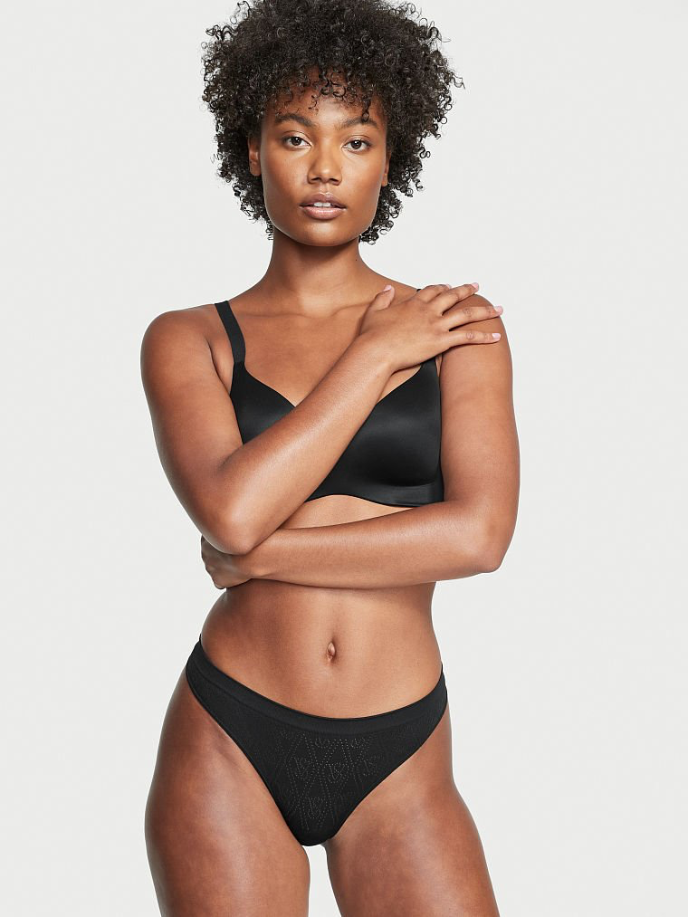 Ange-Marie Moutambou featured in  the Victoria\'s Secret catalogue for Autumn/Winter 2022