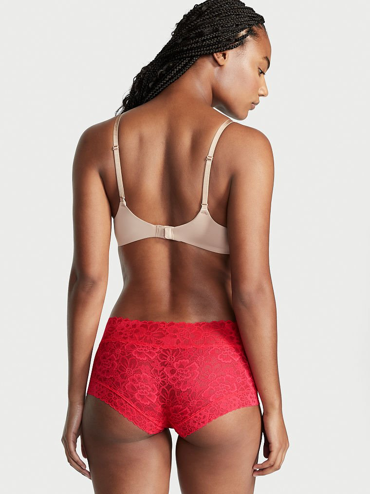 Ange-Marie Moutambou featured in  the Victoria\'s Secret catalogue for Autumn/Winter 2022