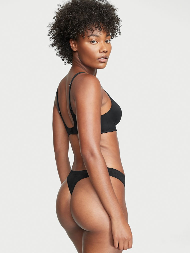 Ange-Marie Moutambou featured in  the Victoria\'s Secret catalogue for Autumn/Winter 2022