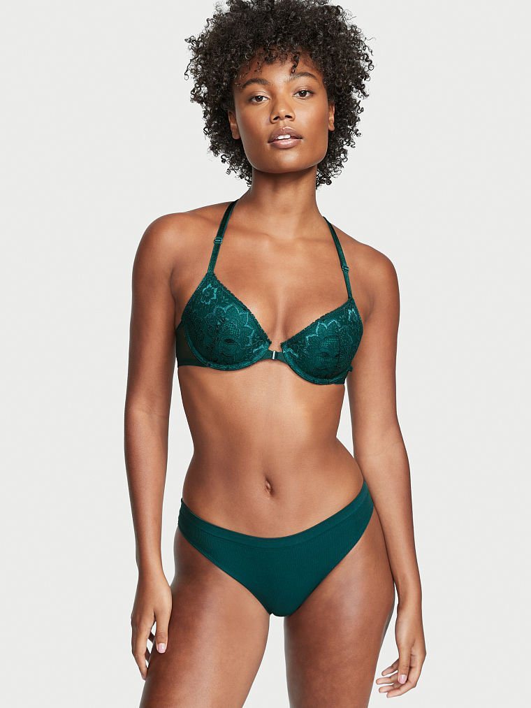 Ange-Marie Moutambou featured in  the Victoria\'s Secret catalogue for Autumn/Winter 2022