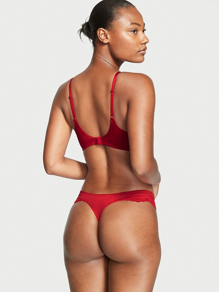 Ange-Marie Moutambou featured in  the Victoria\'s Secret catalogue for Autumn/Winter 2022