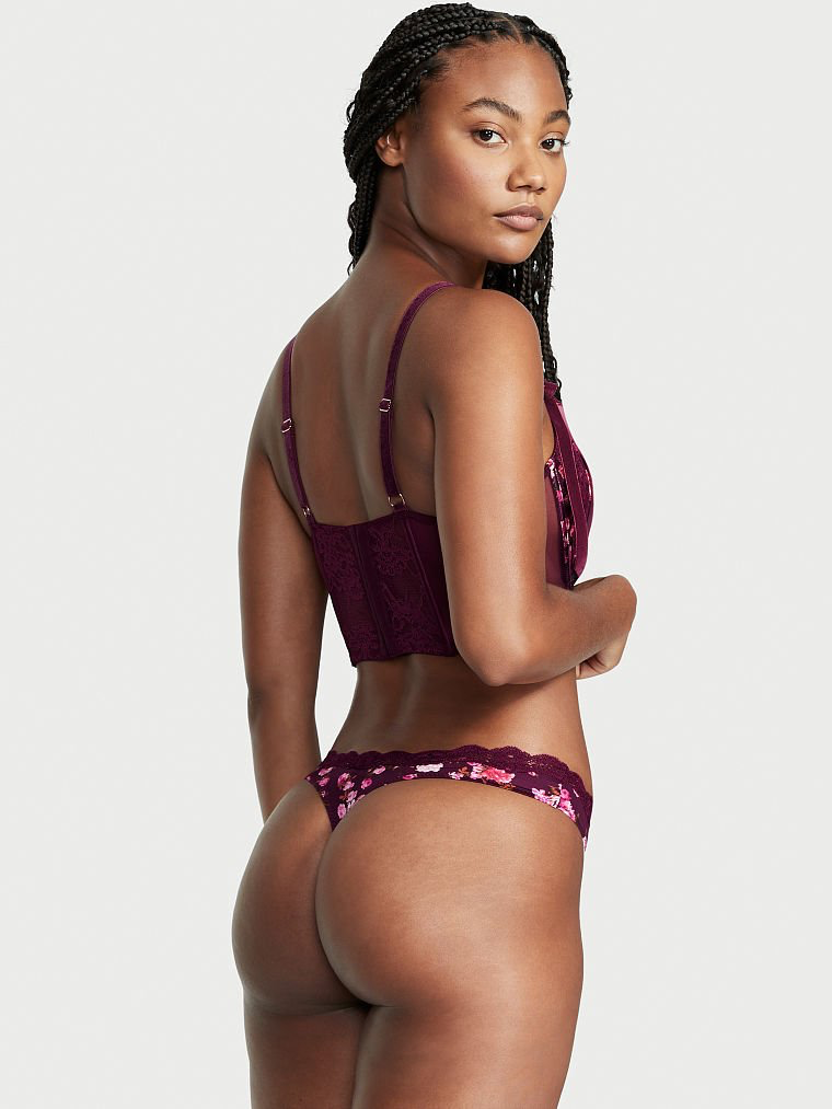 Ange-Marie Moutambou featured in  the Victoria\'s Secret catalogue for Autumn/Winter 2022