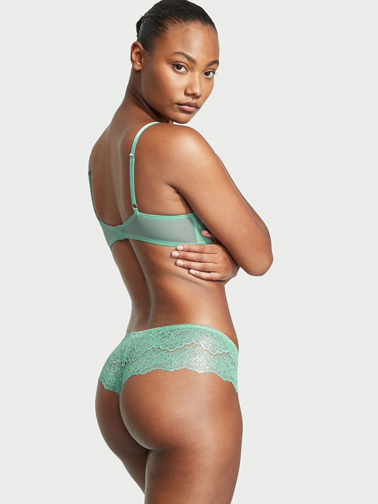 Ange-Marie Moutambou featured in  the Victoria\'s Secret catalogue for Autumn/Winter 2022