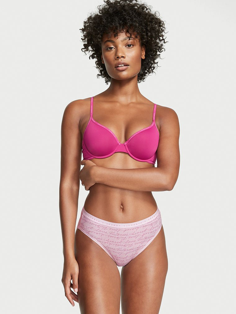 Ange-Marie Moutambou featured in  the Victoria\'s Secret catalogue for Autumn/Winter 2022