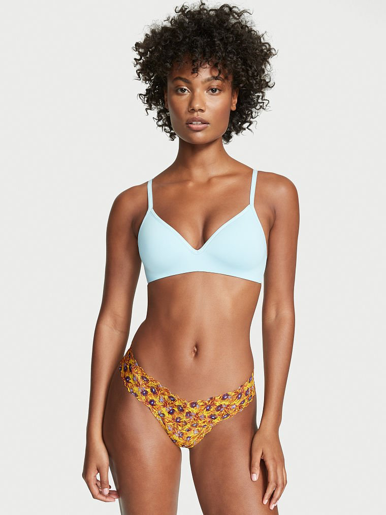 Ange-Marie Moutambou featured in  the Victoria\'s Secret catalogue for Autumn/Winter 2022