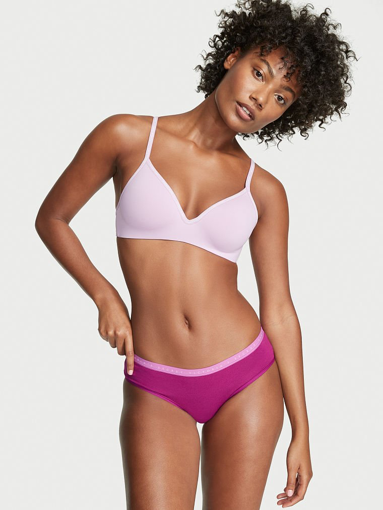 Ange-Marie Moutambou featured in  the Victoria\'s Secret catalogue for Autumn/Winter 2022