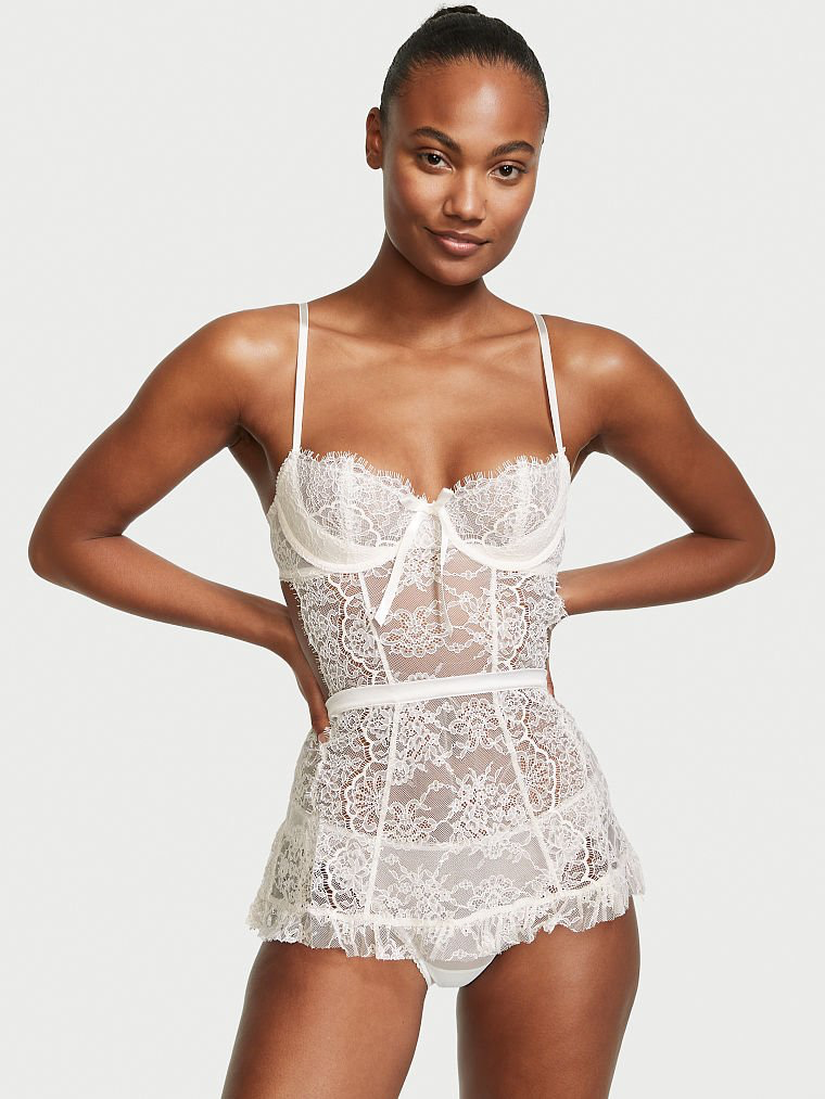 Ange-Marie Moutambou featured in  the Victoria\'s Secret catalogue for Autumn/Winter 2022