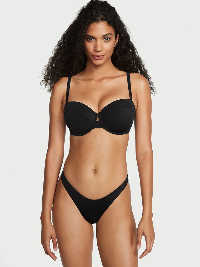 Imaan Hammam featured in  the Victoria\'s Secret Swim catalogue for Spring/Summer 2023