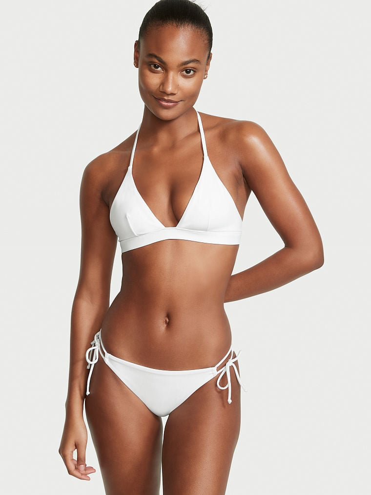 Ange-Marie Moutambou featured in  the Victoria\'s Secret Swim catalogue for Spring/Summer 2023