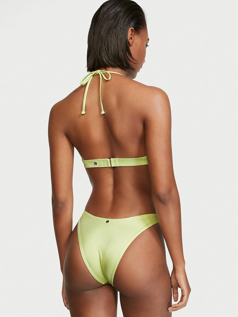 Ange-Marie Moutambou featured in  the Victoria\'s Secret Swim catalogue for Spring/Summer 2023