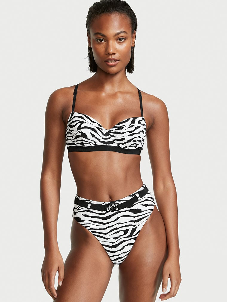 Ange-Marie Moutambou featured in  the Victoria\'s Secret Swim catalogue for Spring/Summer 2023