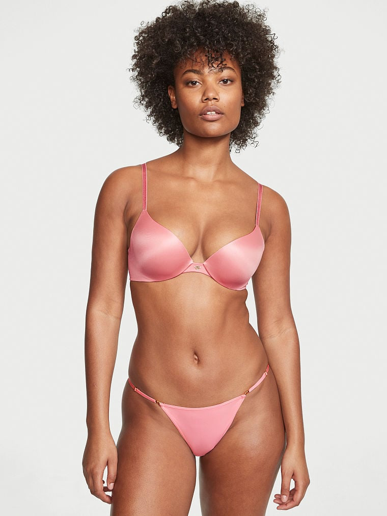 Ange-Marie Moutambou featured in  the Victoria\'s Secret catalogue for Spring/Summer 2023