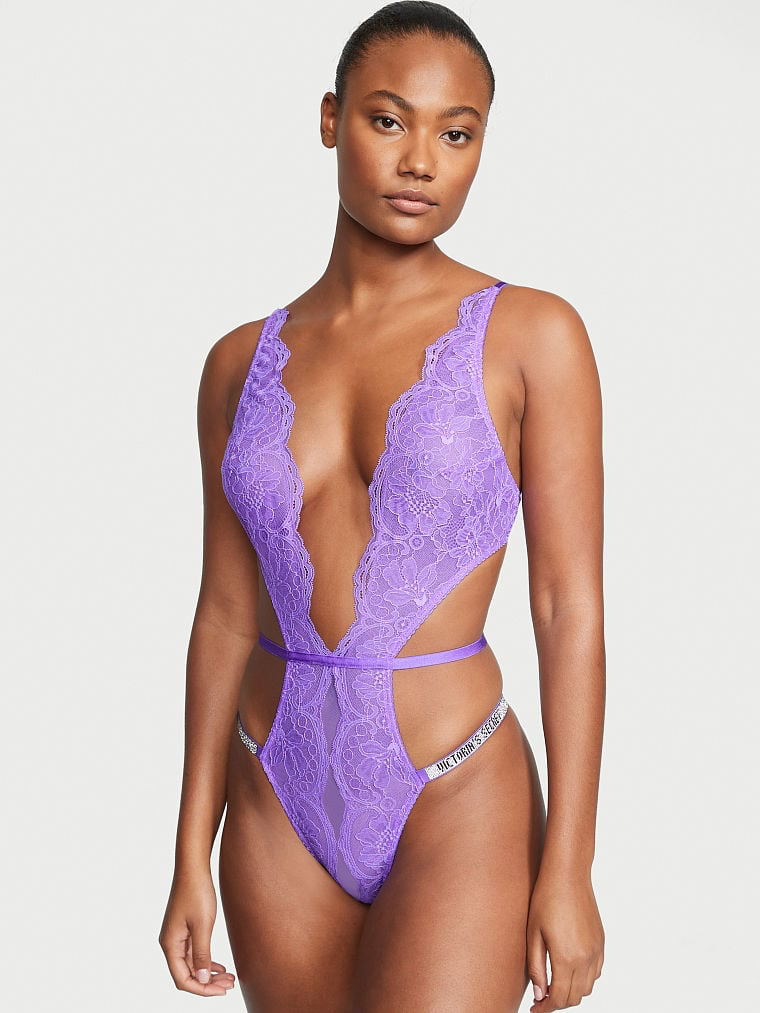 Ange-Marie Moutambou featured in  the Victoria\'s Secret catalogue for Spring/Summer 2023