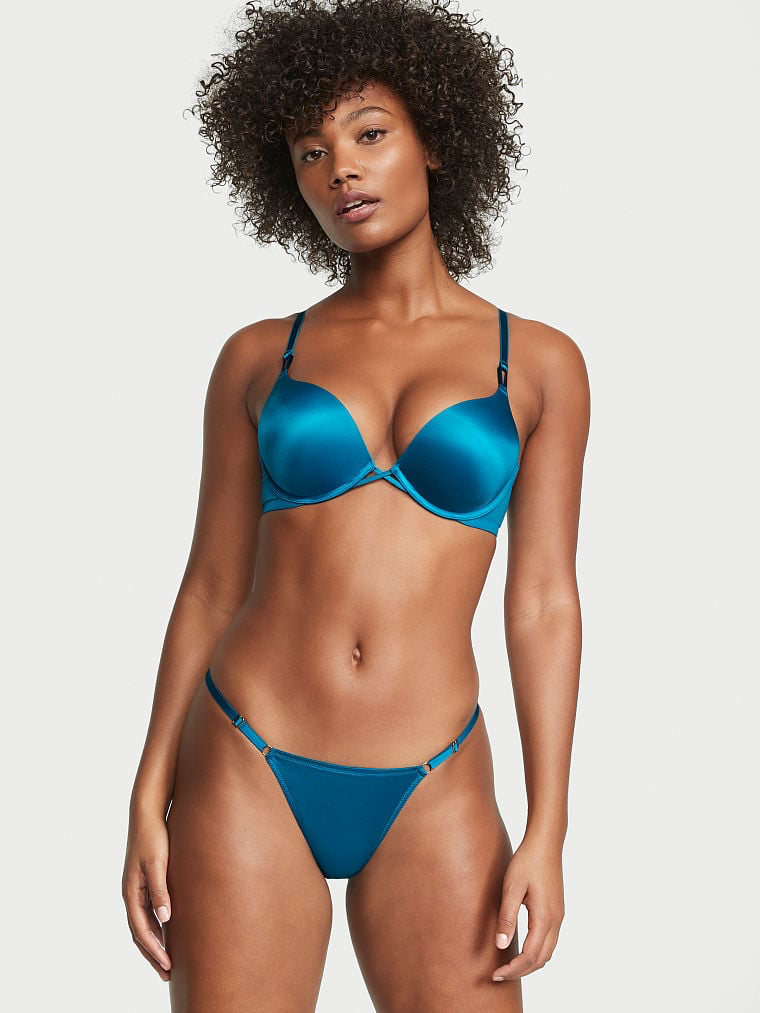 Ange-Marie Moutambou featured in  the Victoria\'s Secret catalogue for Spring/Summer 2023