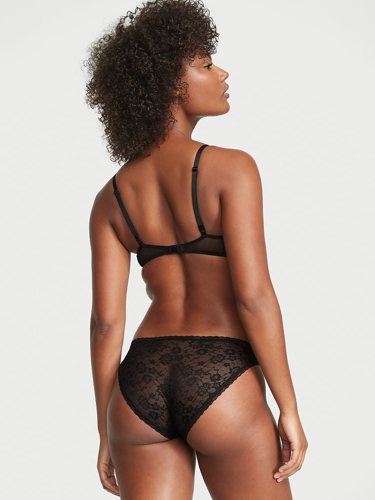 Ange-Marie Moutambou featured in  the Victoria\'s Secret catalogue for Spring/Summer 2023