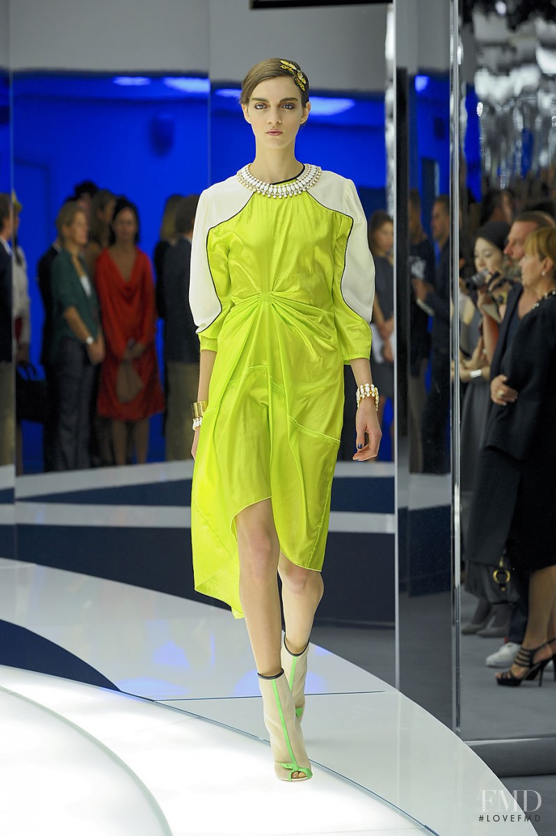 Vionnet fashion show for Spring/Summer 2012