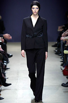 Jil Sander fashion show for Autumn/Winter 2002