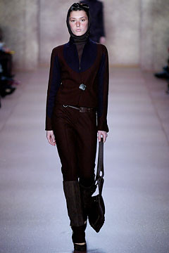 Fendi fashion show for Autumn/Winter 2002