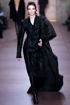 Fendi fashion show for Autumn/Winter 2002
