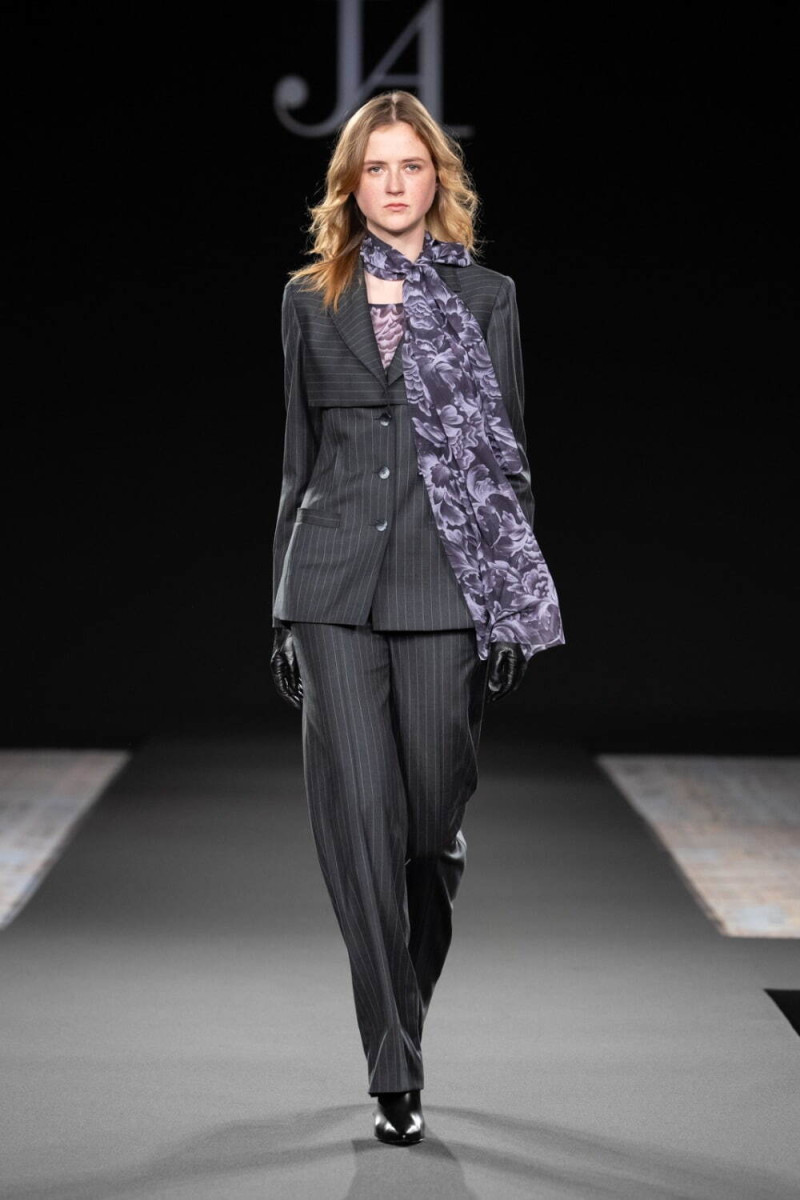 Jun Ashida fashion show for Autumn/Winter 2024