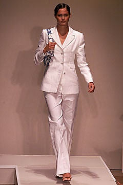 Bill Blass fashion show for Spring/Summer 2002