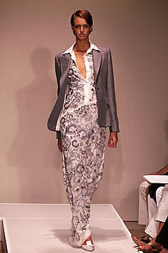Bill Blass fashion show for Spring/Summer 2002