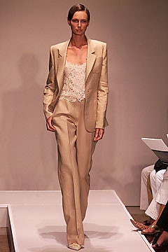 Bill Blass fashion show for Spring/Summer 2002