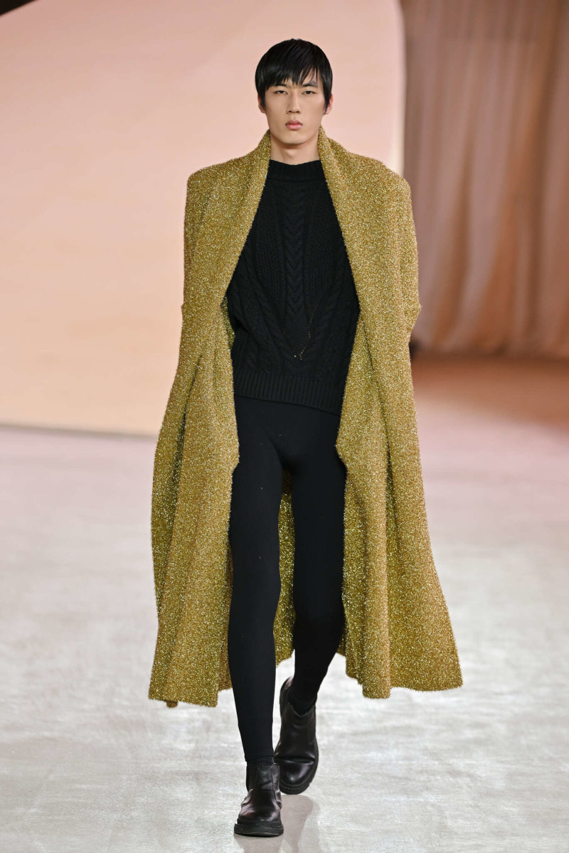 Gaetano Navarra fashion show for Autumn/Winter 2024