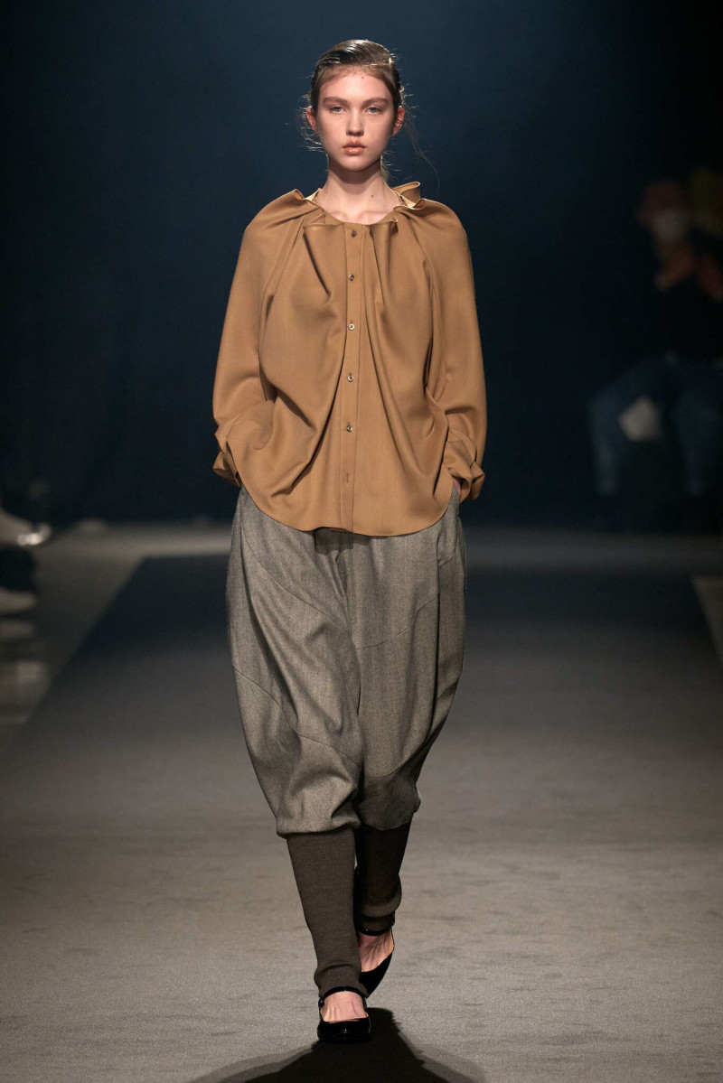 support surface fashion show for Autumn/Winter 2024