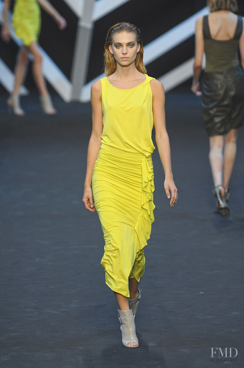Guy Laroche fashion show for Spring/Summer 2012
