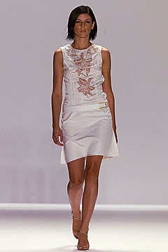 Carolina Herrera fashion show for Spring/Summer 2002