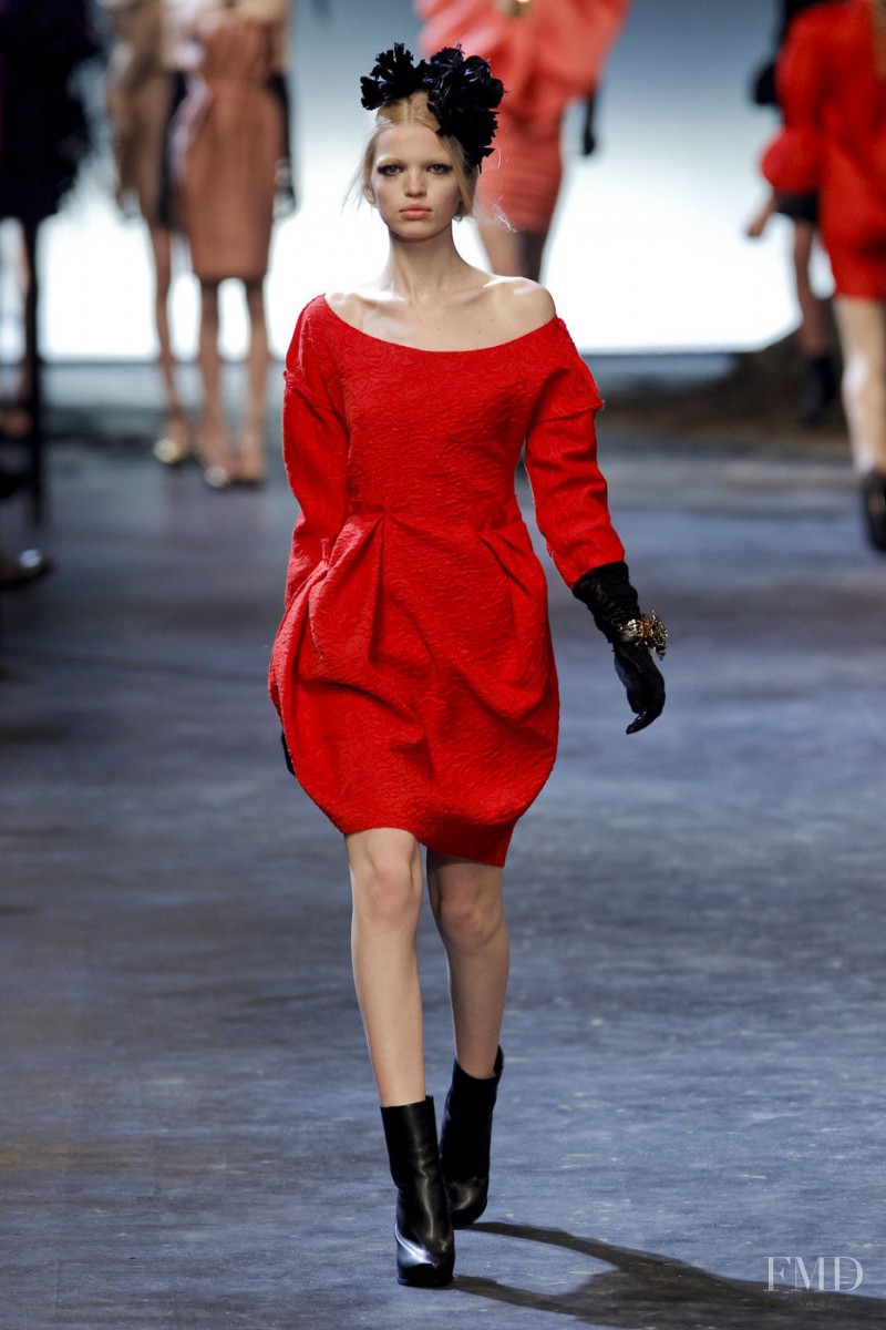 Daphne Groeneveld featured in  the Lanvin fashion show for Autumn/Winter 2011
