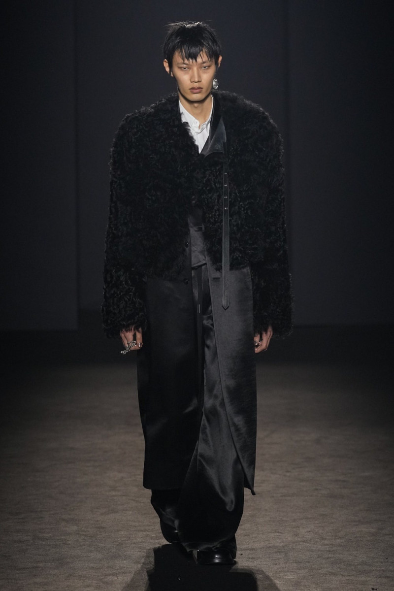 Ann Demeulemeester fashion show for Autumn/Winter 2024