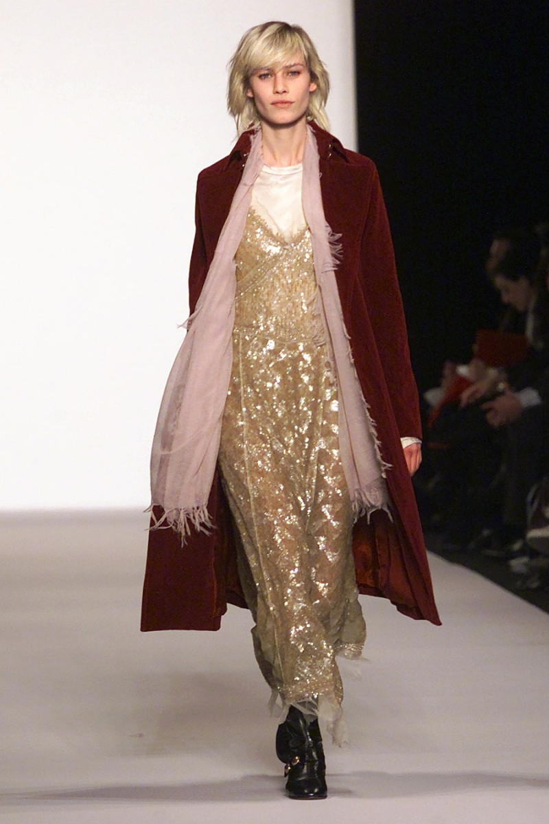 Marc Jacobs fashion show for Autumn/Winter 2002