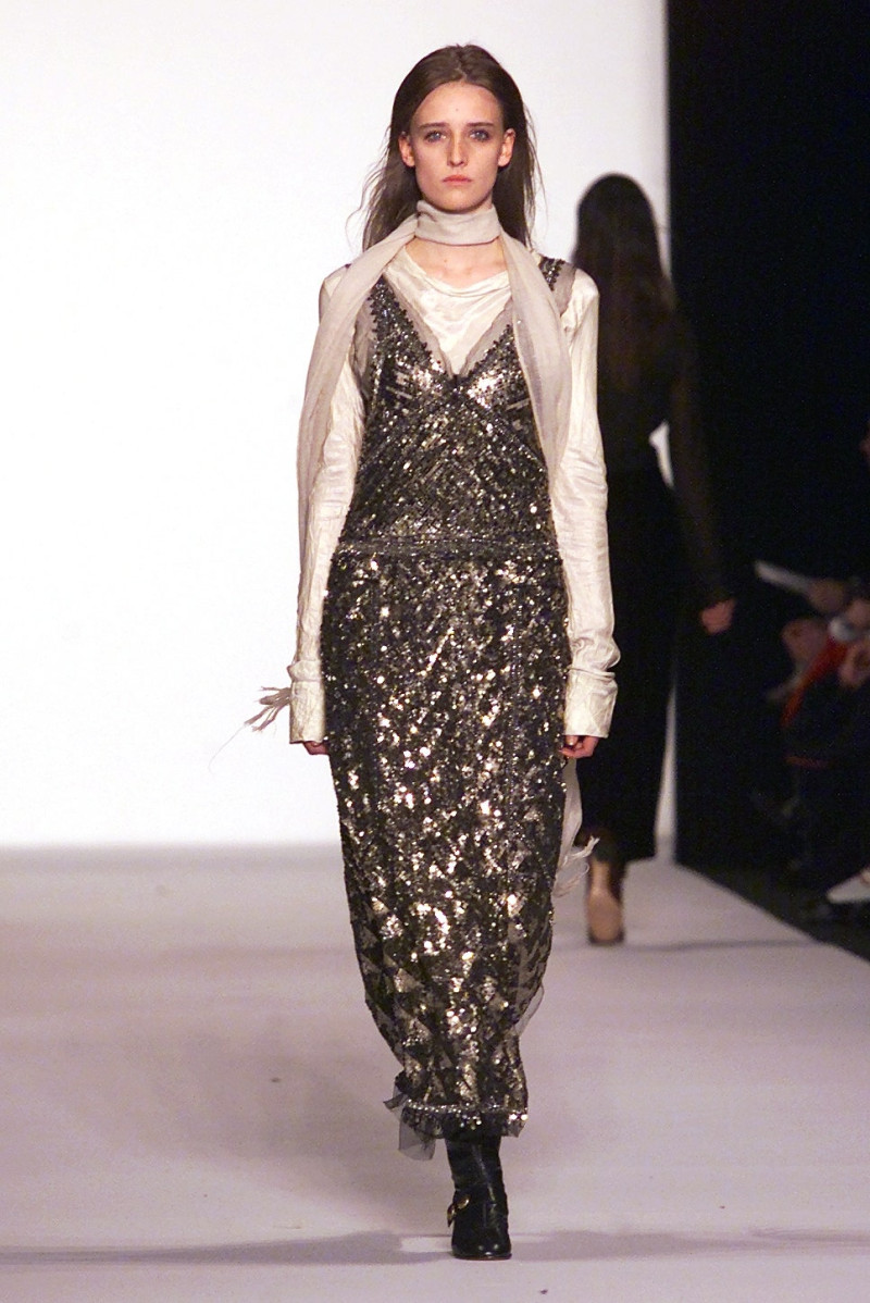 Marc Jacobs fashion show for Autumn/Winter 2002