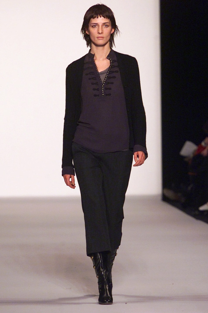 Marc Jacobs fashion show for Autumn/Winter 2002