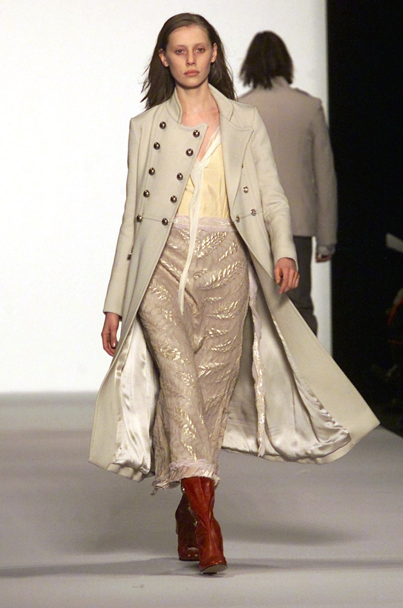 Marc Jacobs fashion show for Autumn/Winter 2002