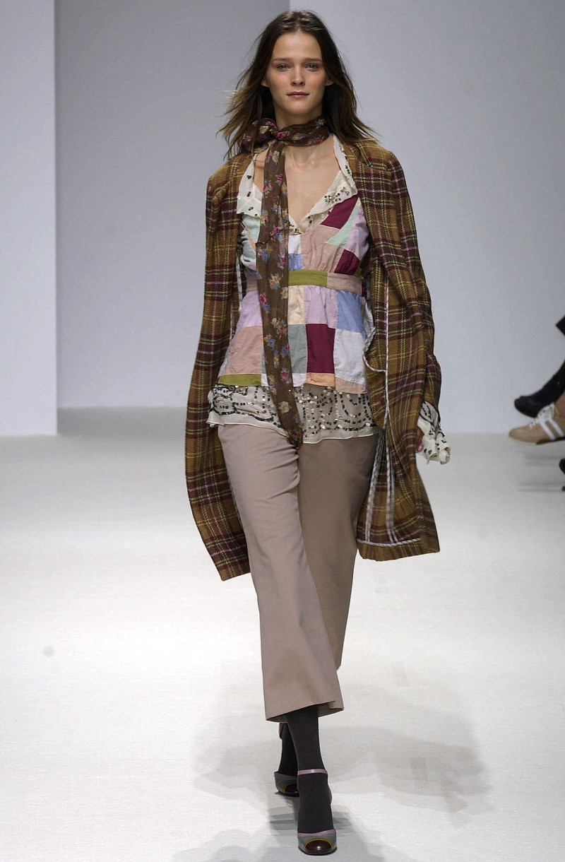 Marni fashion show for Autumn/Winter 2002